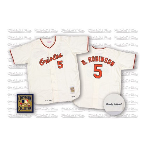 Men's Mitchell and Ness Baltimore Orioles #5 Brooks Robinson Authentic White Throwback MLB Jersey