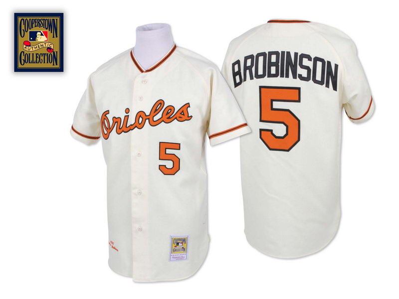 Men's Mitchell and Ness Baltimore Orioles #5 Brooks Robinson Replica Cream Throwback MLB Jersey